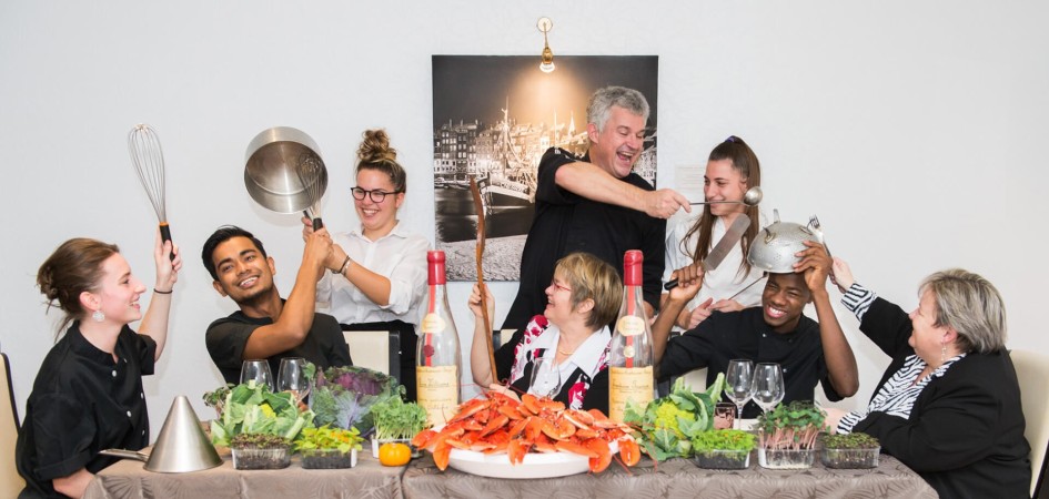 L'équipe du restaurant La Calèche